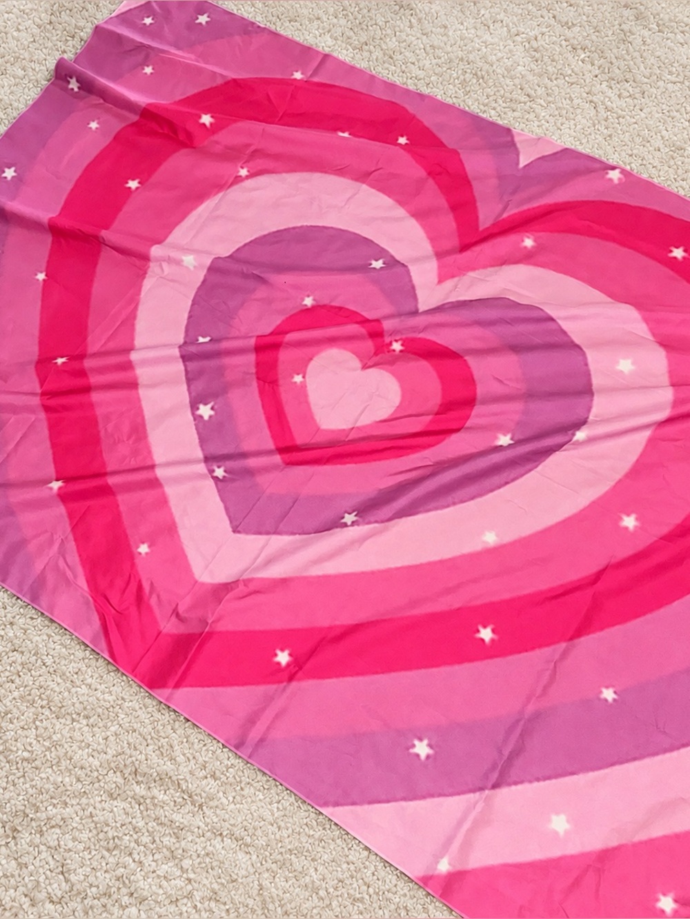 NWOT Y2K Powerpuff Girls Heart Tapestry 4’ by 6‘ (100cm by 150cm) Wall Decor